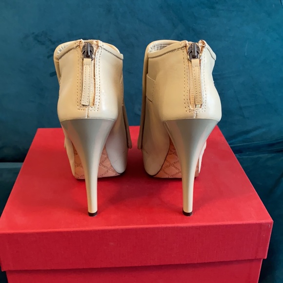 L.A.M.B Leather Ankle Booties - Picture 3 of 5